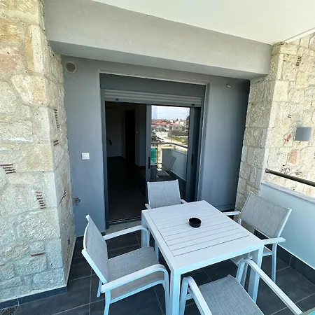 Anastasia Eleni * Kallithea (Chalkidiki)